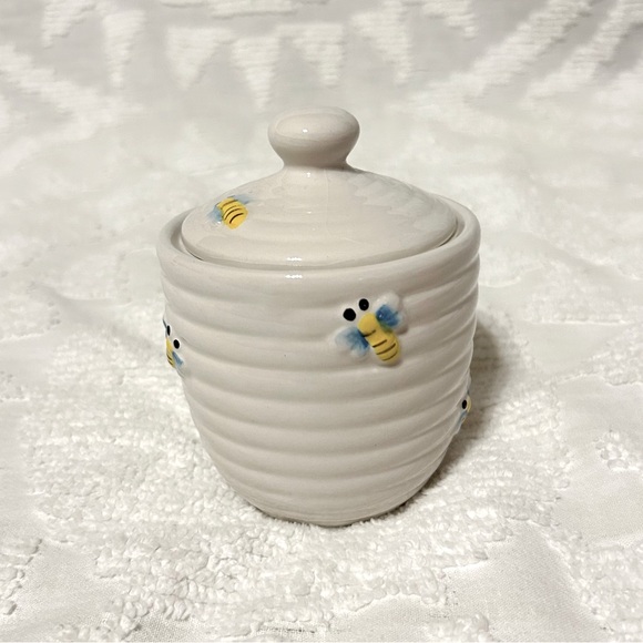 Home Essentials Bumble Bee Ceramic Sugar and Creamer Set - Picture 4 of 16